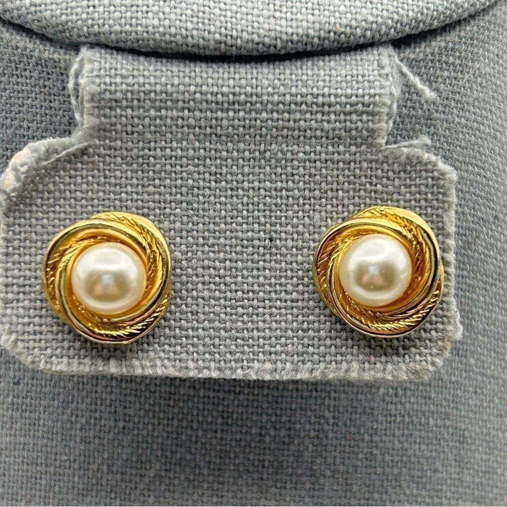 Large Faux Pearl Gold Tone Knot Swirl Stud Earrings 3D Dimensional Elegant